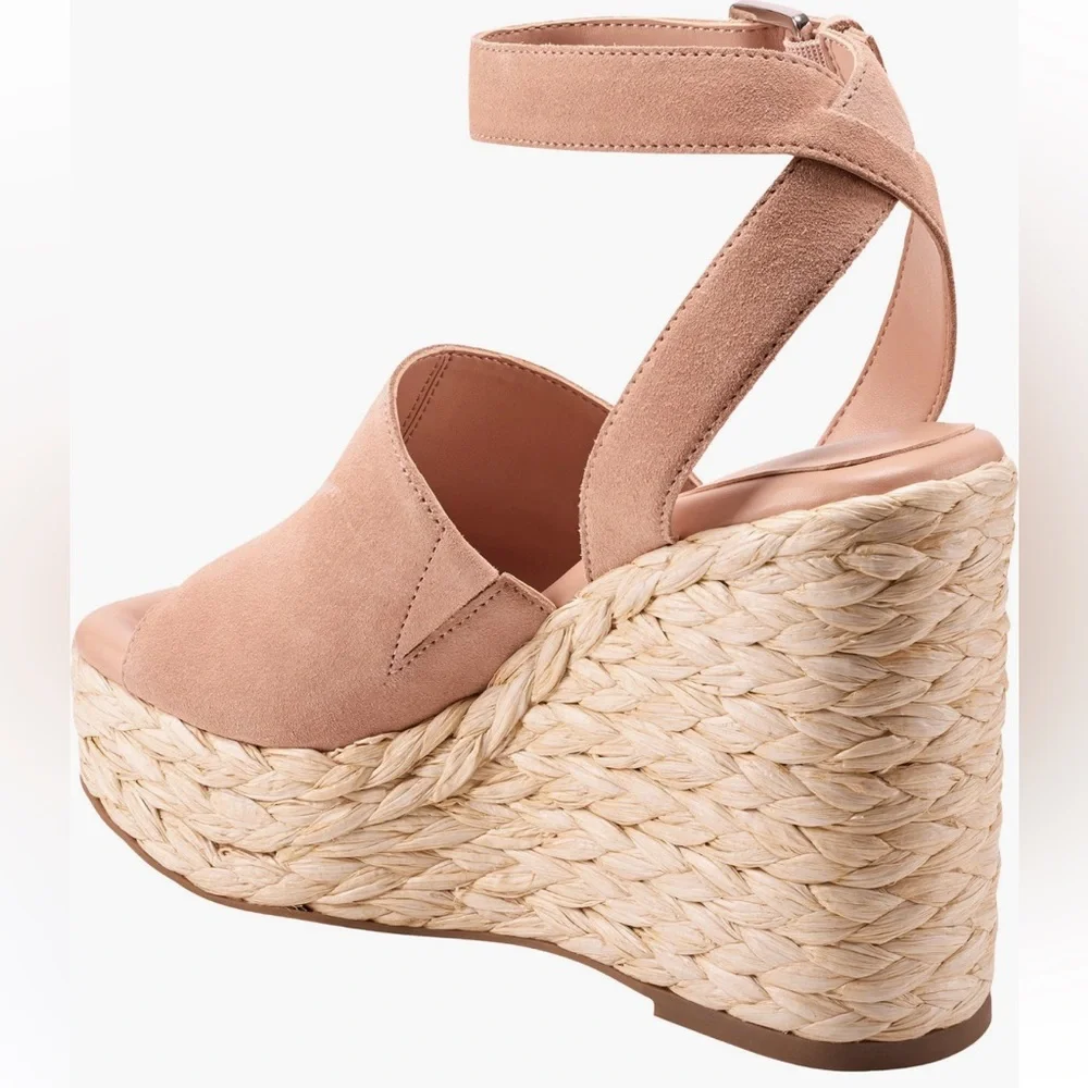 NWT Marc Fisher LTD Wedge Sandals Pink Platform Shoes  New in Box